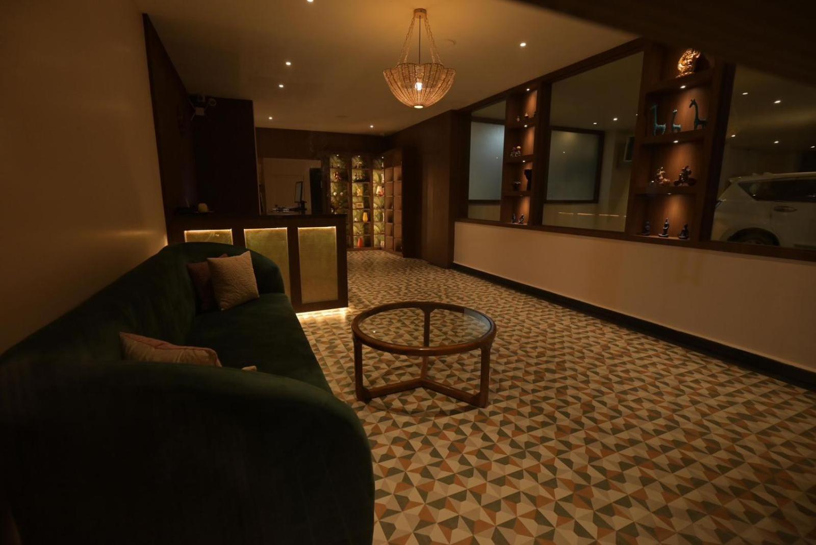 The Dibrugarh Address Otel Dış mekan fotoğraf