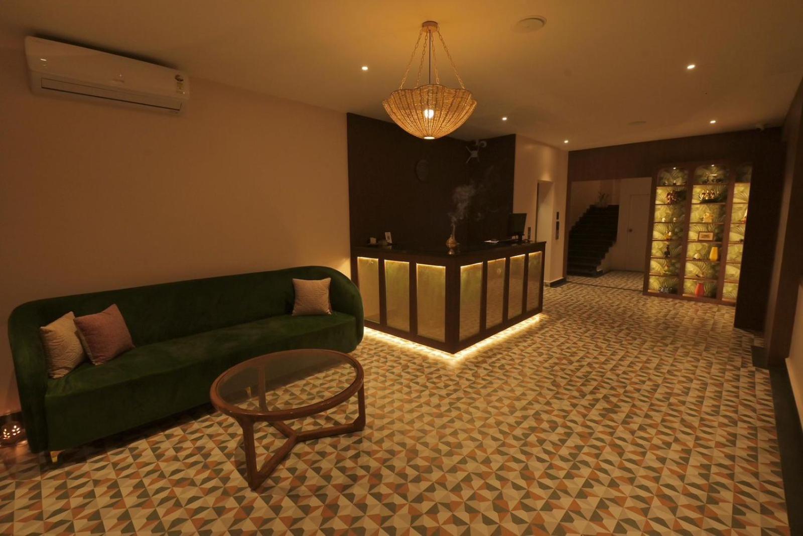 The Dibrugarh Address Otel Dış mekan fotoğraf