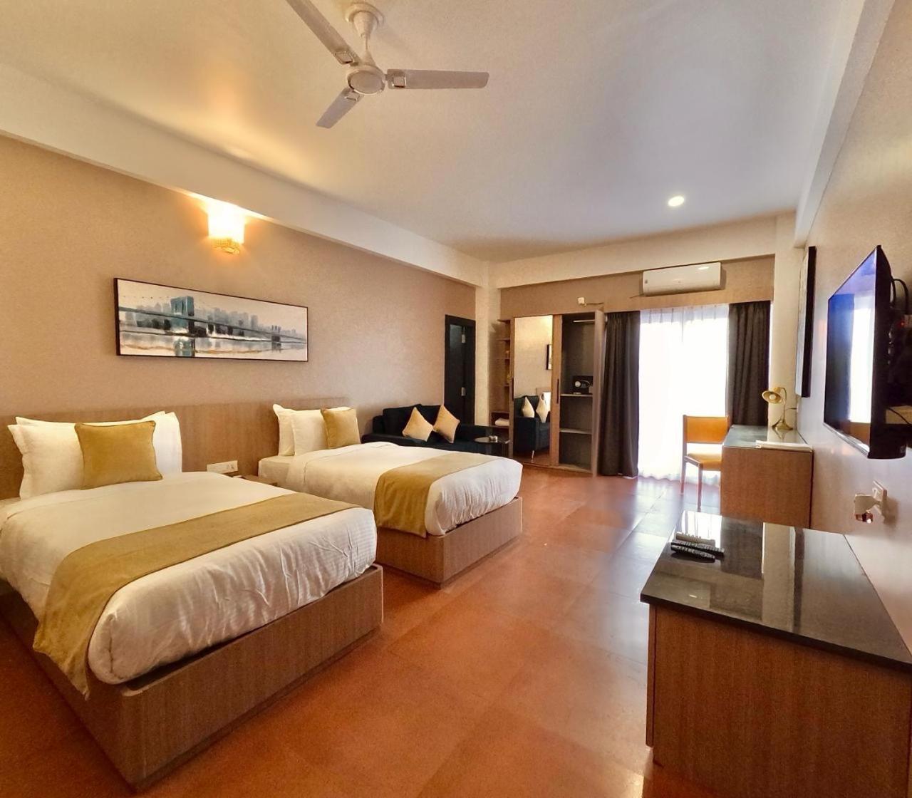 The Dibrugarh Address Otel Dış mekan fotoğraf